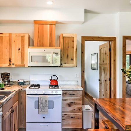 Columbia Falls Vacation Rental 10 Mi To Whitefish Zewnętrze zdjęcie